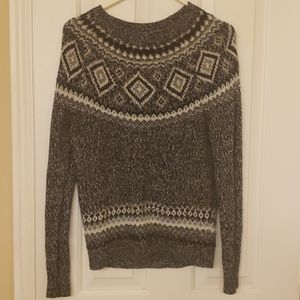 Black and gray sweater